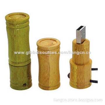 Bamboo USB flash drive